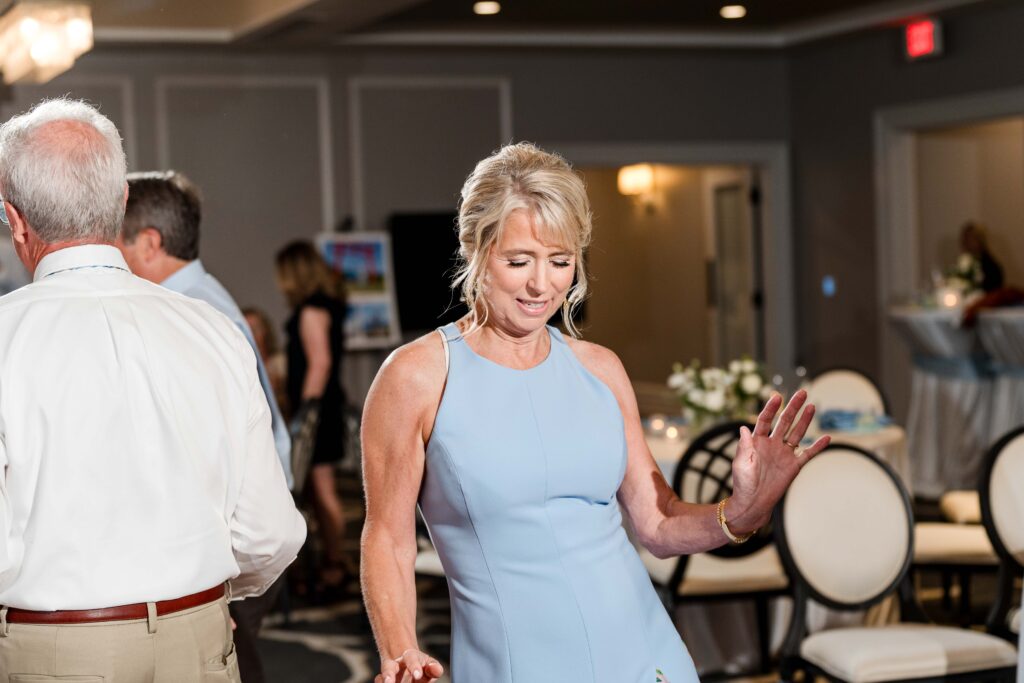 Leslie Kennard enjoying the dance floor